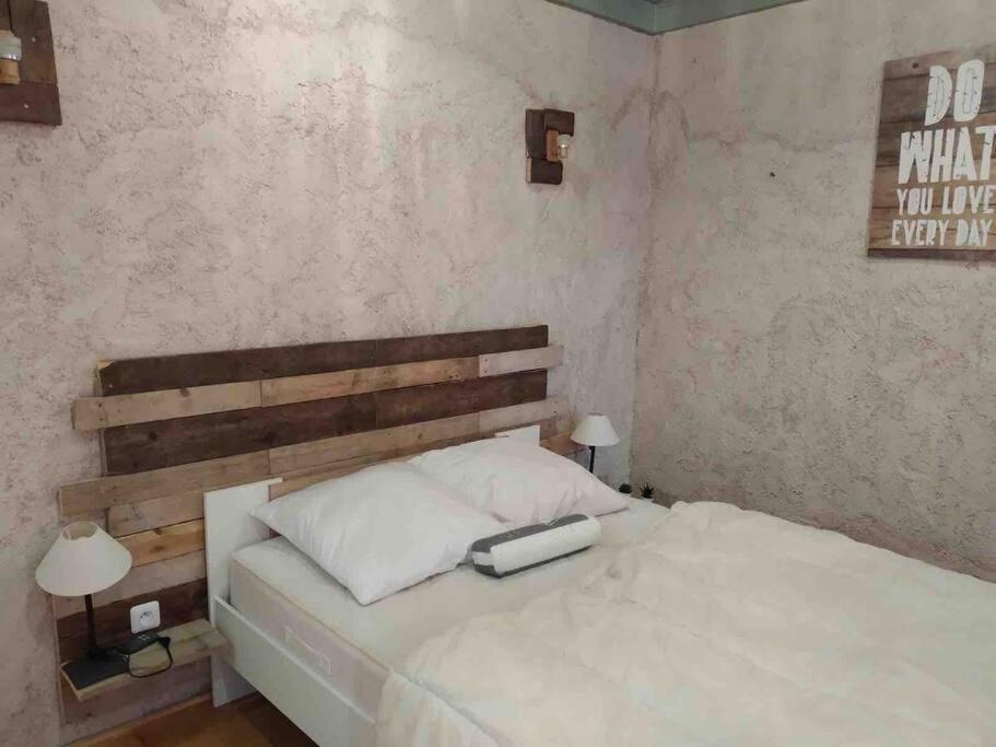 Maison De Village, Jacuzzi, Salle Cinema Valencin Exterior foto