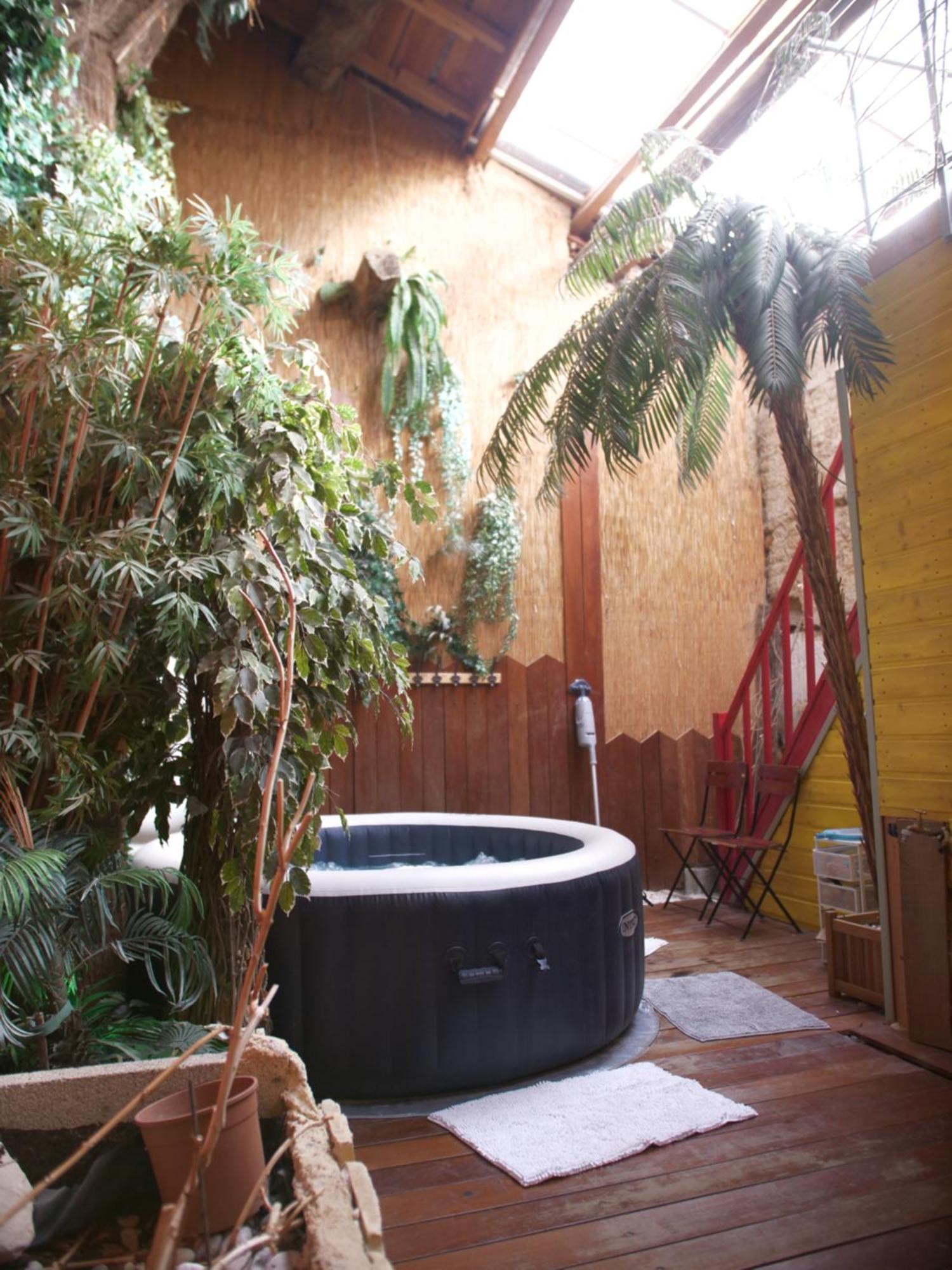 Maison De Village, Jacuzzi, Salle Cinema Valencin Exterior foto
