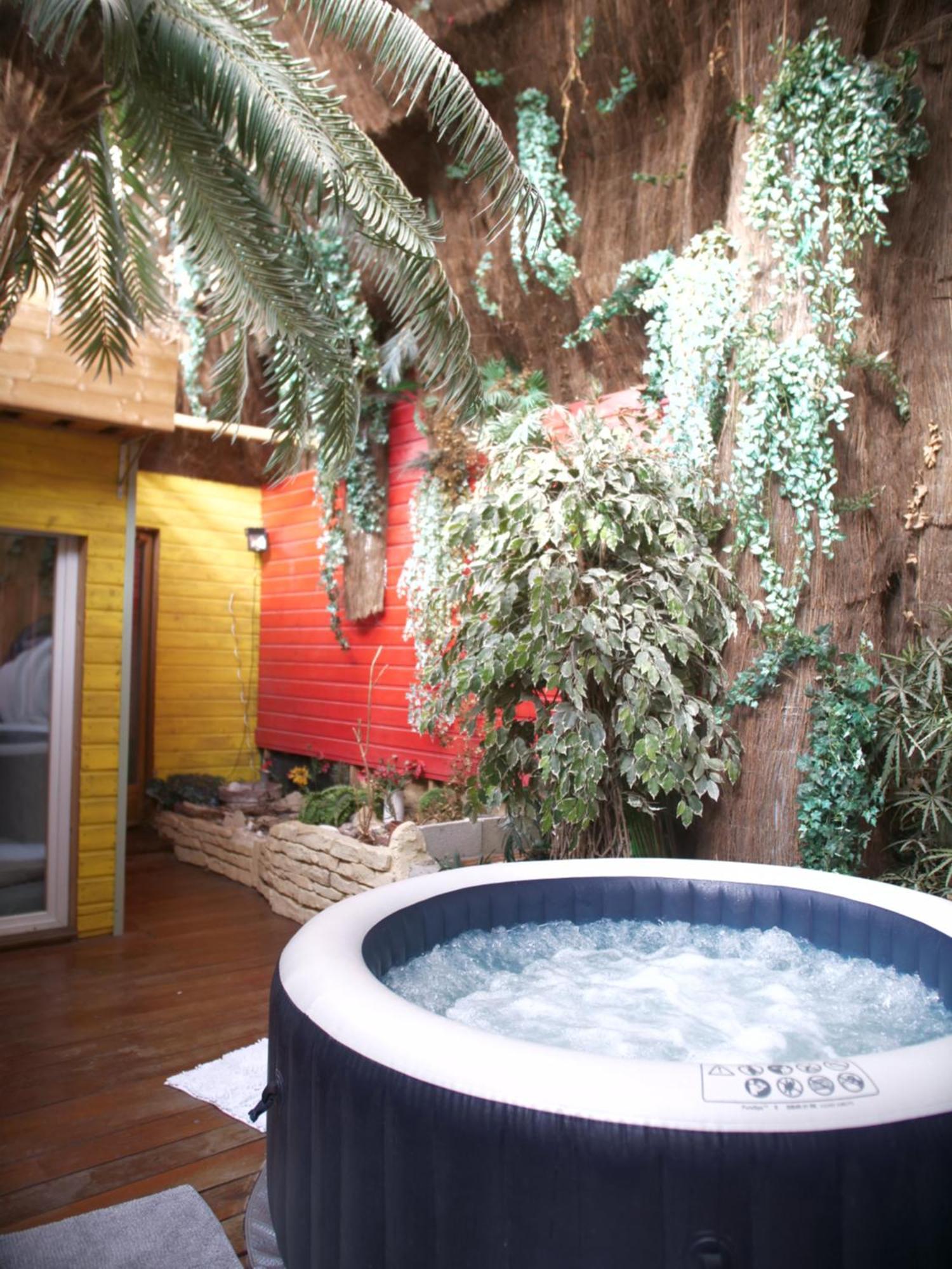 Maison De Village, Jacuzzi, Salle Cinema Valencin Exterior foto